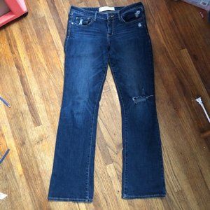 A&F Abercrombie & Fitch Boot Distressed Jeans